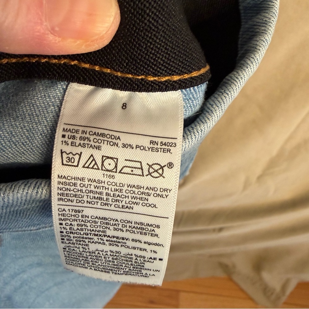 Old Navy Women’s 8 Rockstar Super Skinny Light Wash Women's Jeggings - Picture 6 of 7
